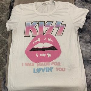 Junk Food kiss tee shirt